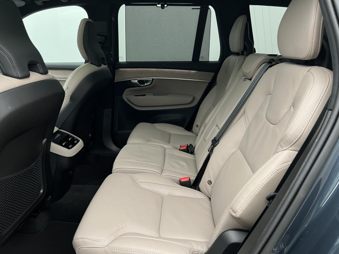 Volvo XC90 B5 AWD ULTRA BRIGHT 7MÍST CZ