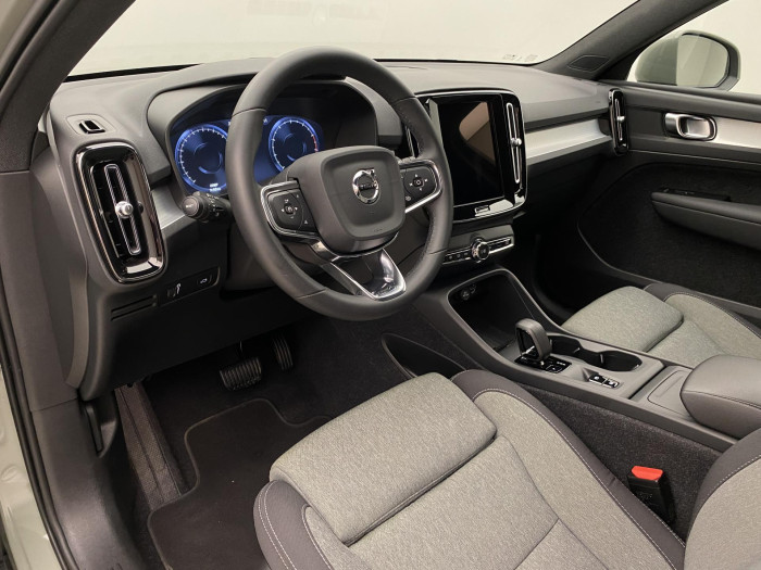 Volvo XC40 T2 CORE AUT CZ