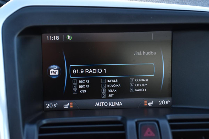 Volvo XC60 D5 AWD R-Design REZERVACE 2.4 d