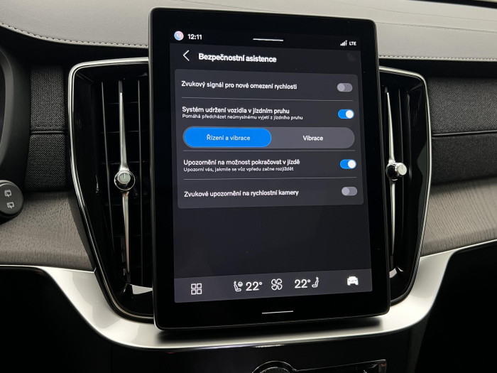 Volvo XC90 T8 AWD RECHARGE DARK ULTRA AUT