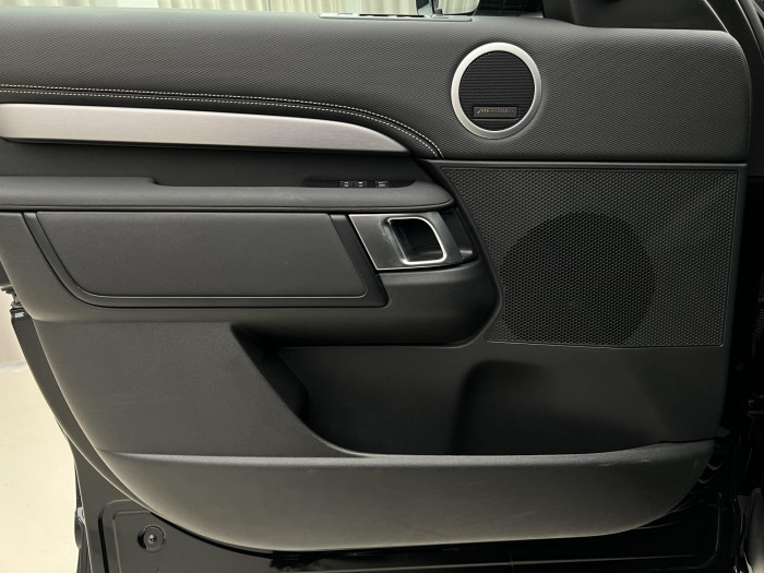 Land Rover Discovery D250 R-DYNAMIC SE AWD AUT 3.0 d Dynamic SE