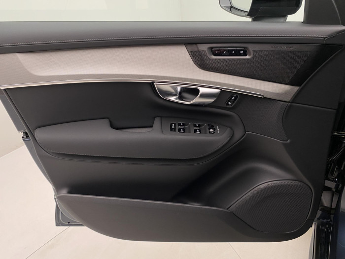 Volvo XC90 B5 AWD AUT BLACK EDITION ULTRA 2.0 Edition