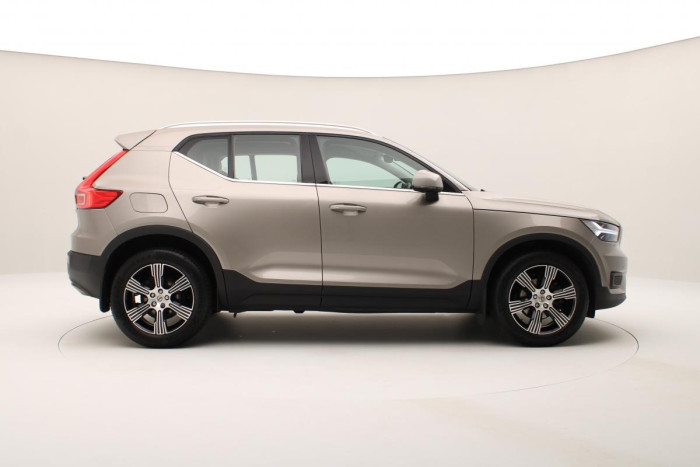 Volvo XC40 D3 INSCRIPTION REZERVACE 2.0 d