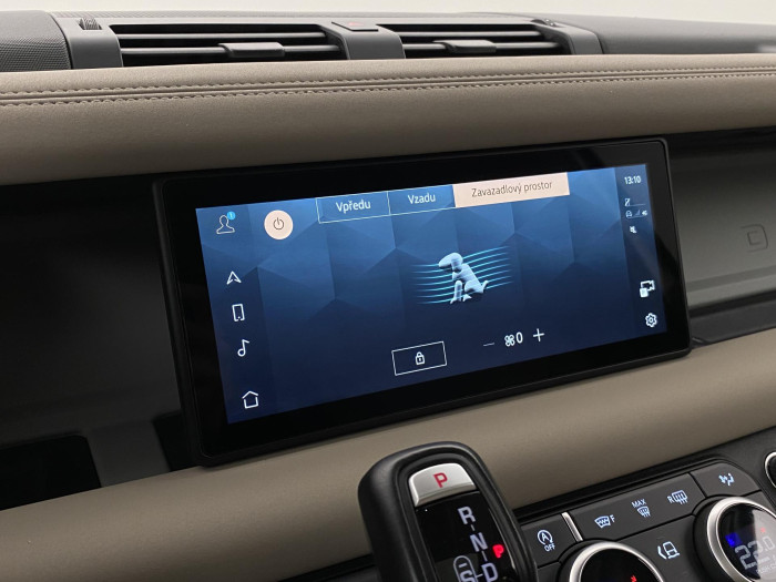 Land Rover Defender 110 P400 SE AWD AUT CZ 3.0 SE