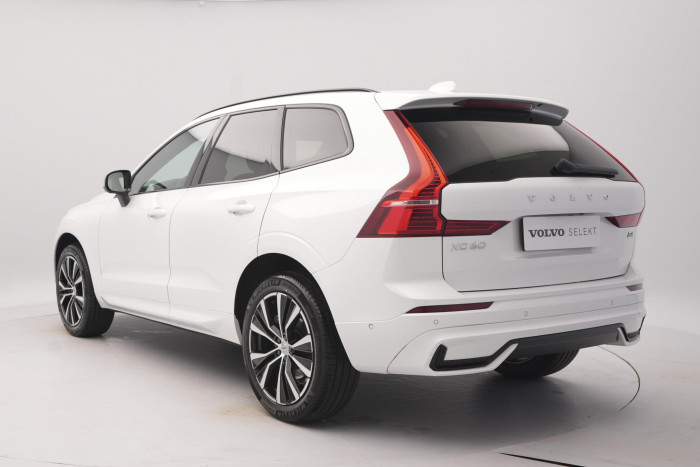Volvo XC60 B4 PLUS DARK AUT 1.maj.