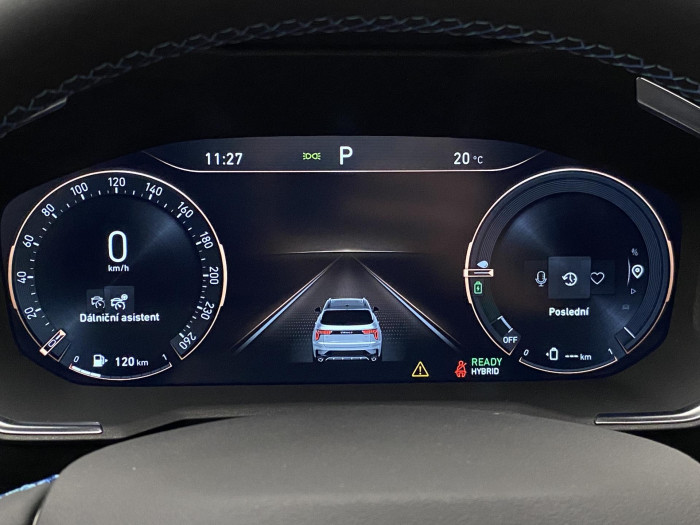 Lynk & Co 01 PHEV DCT REZERVACE