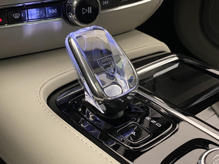 Volvo V60 T8 AWD PLUG-IN BRIGHT ULTRA CZ