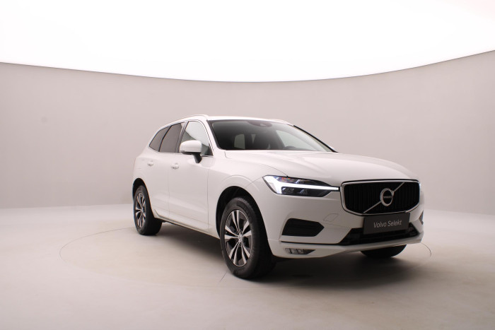 Volvo XC60 B4 AWD MOMENTUM AUT CZ 2.0 Momentum