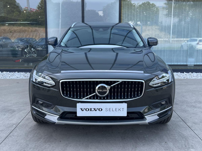 Volvo V90 CROSS COUNTRY B4 AWD Aut 1.maj
