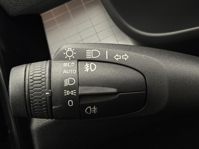 Volvo XC40 T3 MOMENTUM CZ 1.maj 1.5 Momentum