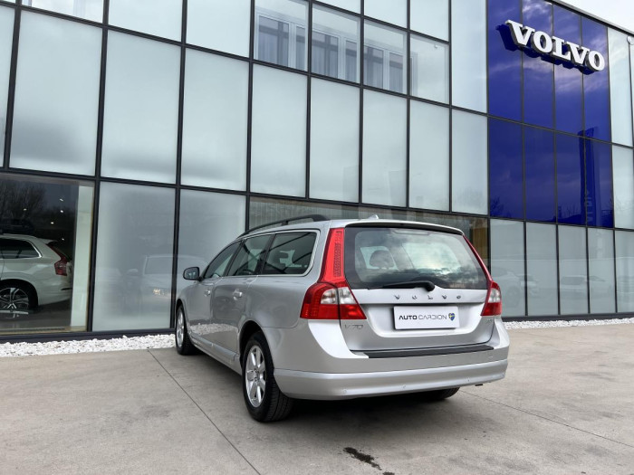 Volvo V70 2.0T PARK. SENZORY