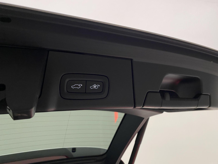 Volvo V90 D4 R-DESIGN AUT 2.0 d
