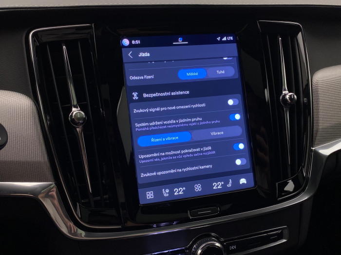 Volvo V90 T6 AWD PLUG-IN DARK ULTRA