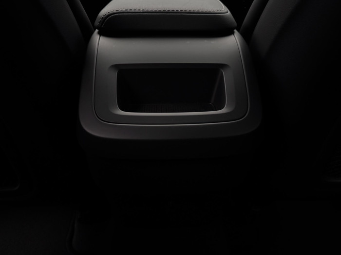 Volvo XC60 B5 AWD BLACK EDITION AUT 2.0 Edition