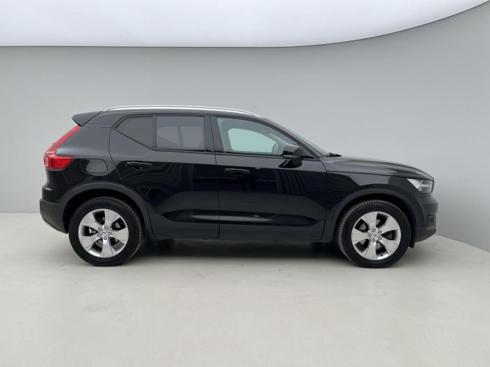 Volvo XC40 D4 AWD MOMENTUM AUT 2.0 d Momentum