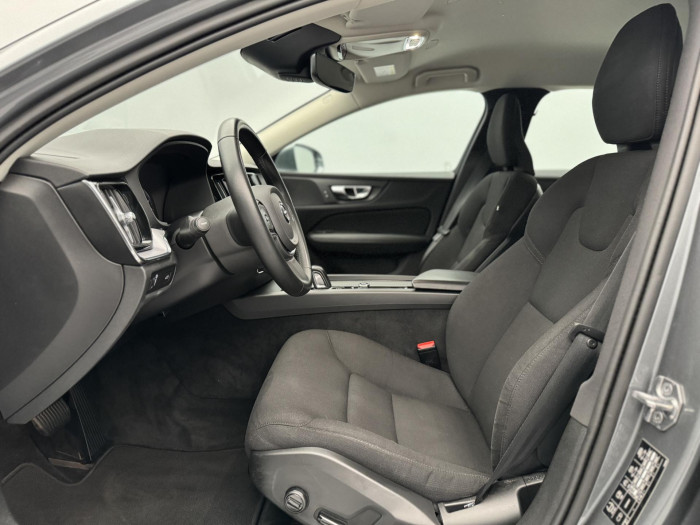 Volvo V60 B4 MOMENTUM AUT 2.0 Momentum