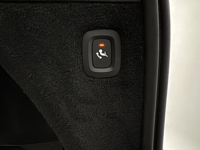 Volvo XC90 D5 AWD INSCRIPTION AUT CZ 2.0 d