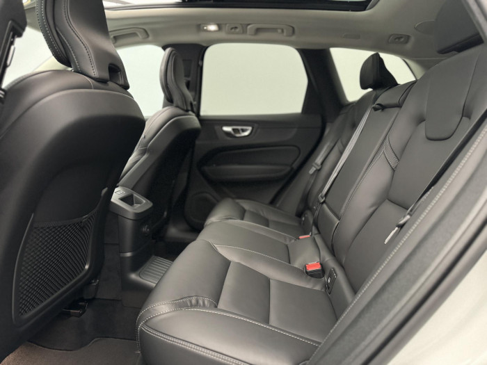 Volvo XC60 T8 AWD RECHARGE BRIGHT PLUS