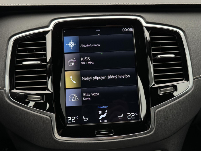 Volvo XC90 B5 AWD R-DESIGN REZERVACE