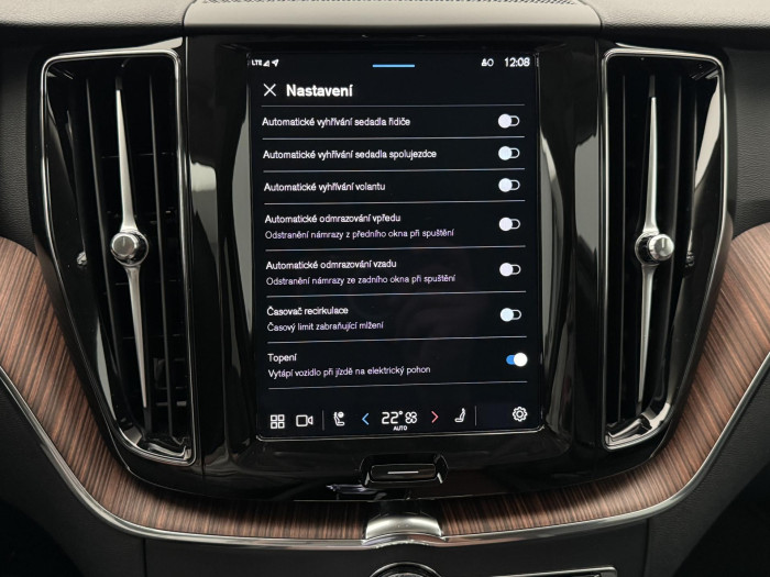 Volvo XC60 T8 AWD RECHARGE BRIGHT PLUS