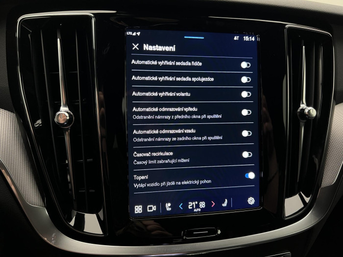 Volvo V60 T6 AWD AUT RECHARGE DARK PLUS