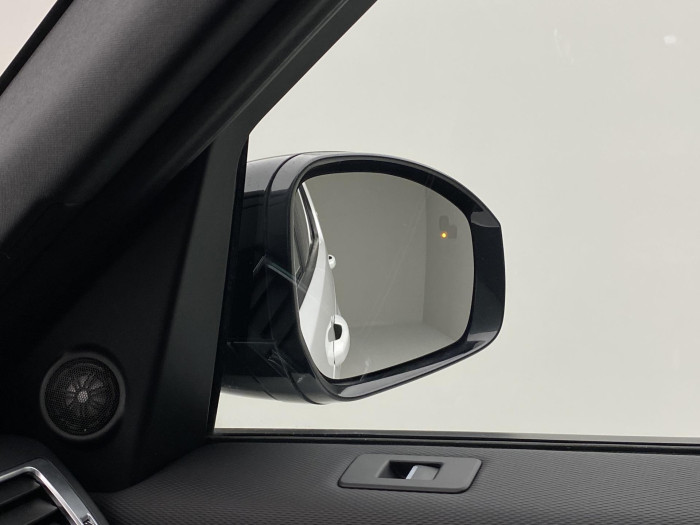 Land Rover Discovery D250 SE AWD REZERVACE 3.0 d SE