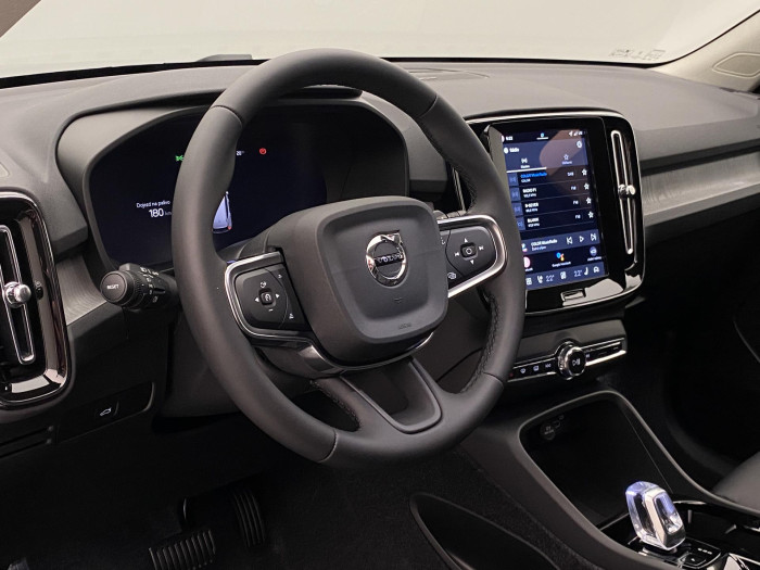 Volvo XC40 B4 AUT DARK PLUS