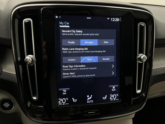 Volvo XC40 T5 RECHARGE INSCRIPTION AUT