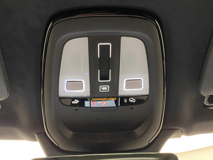 Volvo XC90 B5 AWD BLACK EDITION ULTRA 7 2.0 Edition