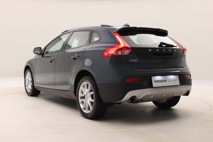 Volvo V40 CC T3 MOMENTUM AUT CZ NAVIGACE 1.5 CC CC Momentum