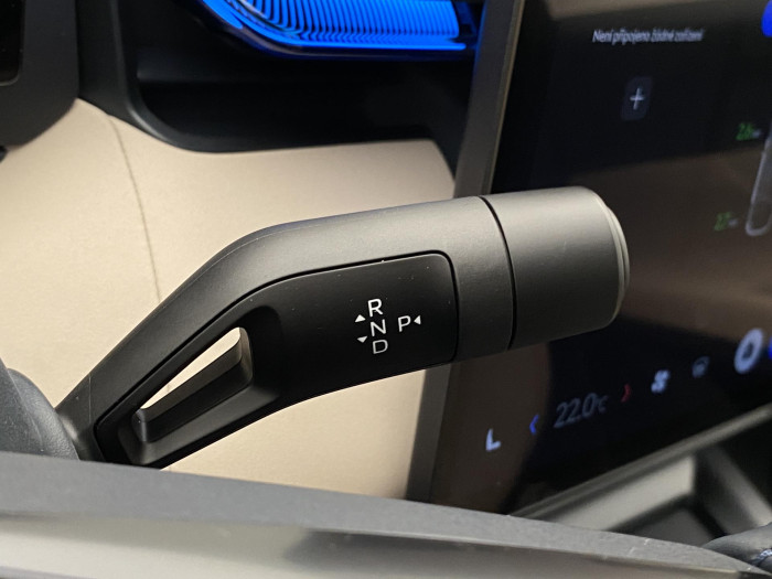 Lynk & Co 08 MORE PHEV