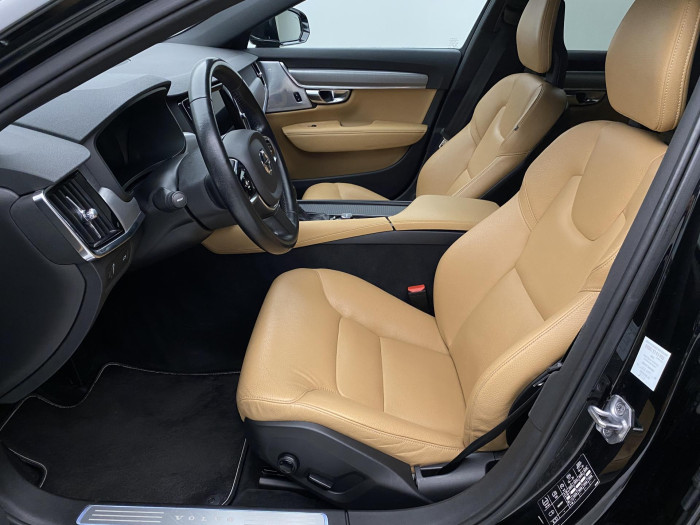Volvo V90 D4 MOMENTUM AUT 2.0 d Momentum