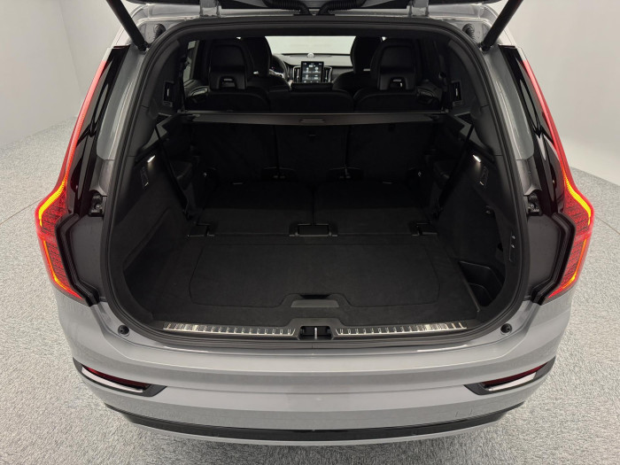 Volvo XC90 B5 AWD AUT BLACK EDITION ULTRA 2.0 Edition