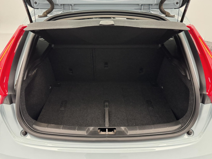 Volvo V40 CC T3 PLUS AUT CZ