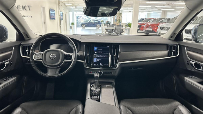 Volvo V90 CROSS COUNTRY D4 REZERVACE 2.0 d