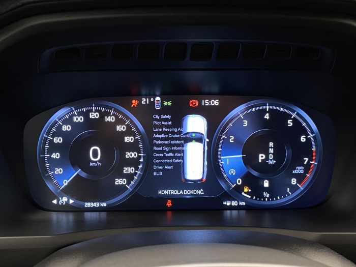 Volvo XC90 B6 AWD R-DESIGN AUT