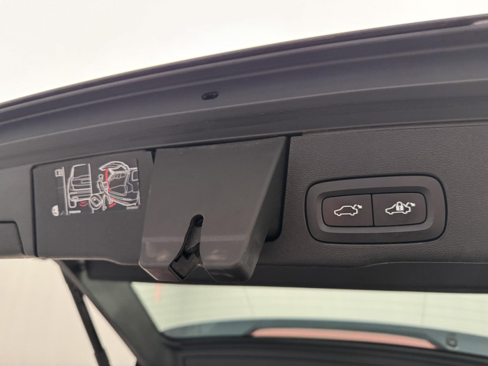 Volvo XC60 D5 AWD INSCRIPTION AUT CZ 2.0 d