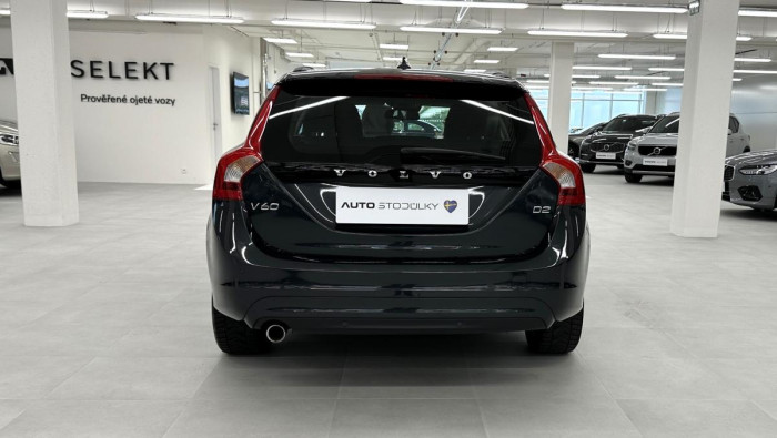 Volvo V60 D2 KINETIC NAVIGACE REZERVACE 2.0 d