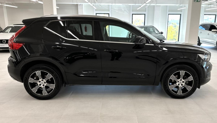 Volvo XC40 D3 INSCRIPTION REZERVACE 2.0 d