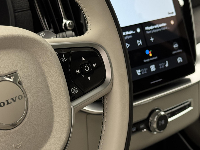 Volvo XC90 T8 AWD RECHARGE DARK PLUS 7m