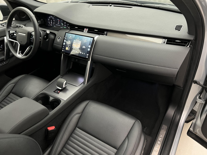 Land Rover Discovery Sport P300e DYNAMIC SE REZERVACE 1.5 Dynamic SE