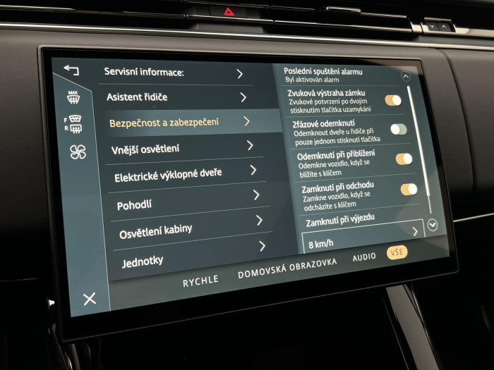 Land Rover Range Rover Sport D300 DYNAMIC SE AWD Aut 3.0 d Dynamic SE