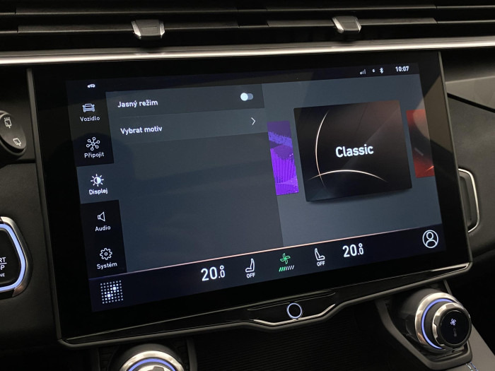 Lynk & Co 01 PHEV DCT AUT 1.maj