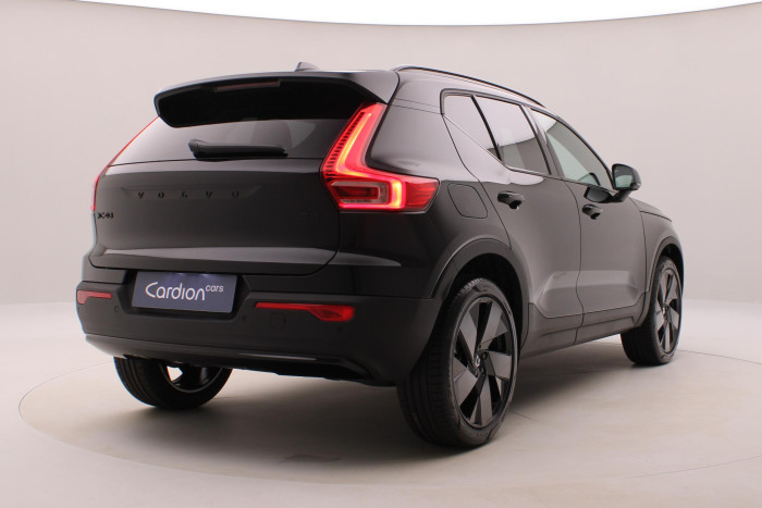 Volvo XC40 B4 AUT PLUS BLACK EDITION