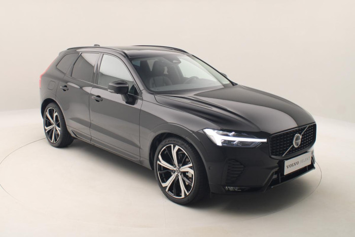 Volvo XC60 B4 AWD ULTIMATE DARK CZ 1.maj