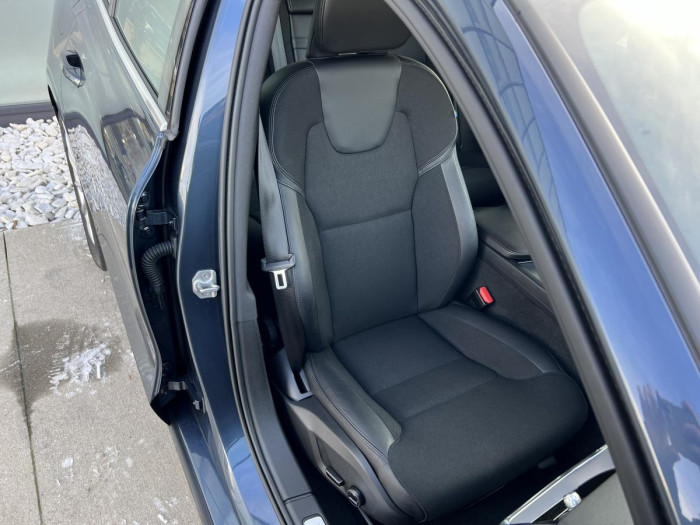 Volvo V60 B4 MOMENTUM Aut 1.maj. 2.0 Momentum
