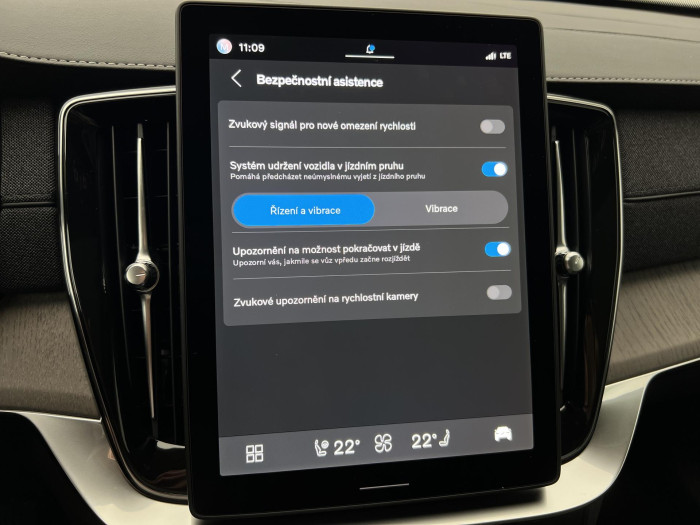 Volvo XC90 T8 AWD RECHARGE DARK ULTRA AUT