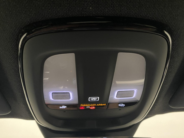 Volvo XC40 B4 AUT PLUS BLACK EDITION