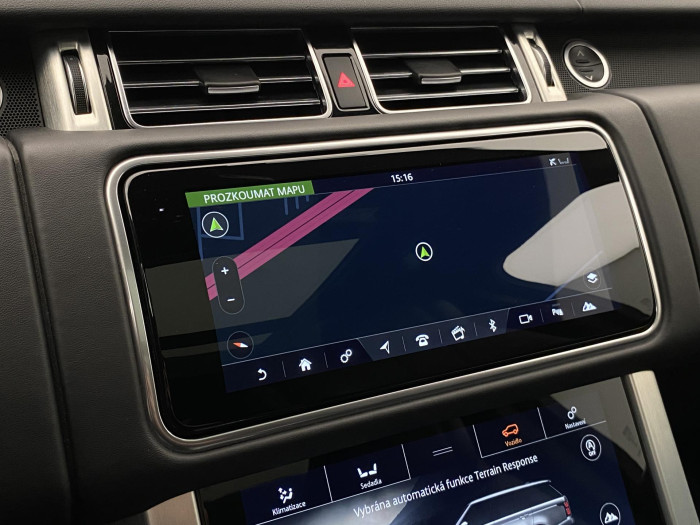 Land Rover Range Rover SDV6 AWD VOGUE REZERVACE