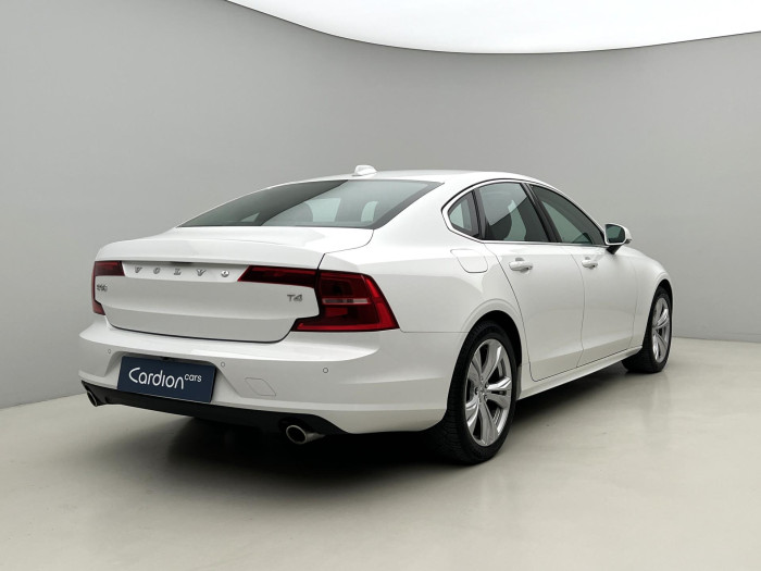 Volvo S90 T4 MOMENTUM AUT 2.0 Momentum